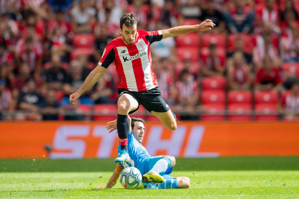 Iñigo Lekue, Player: Defender