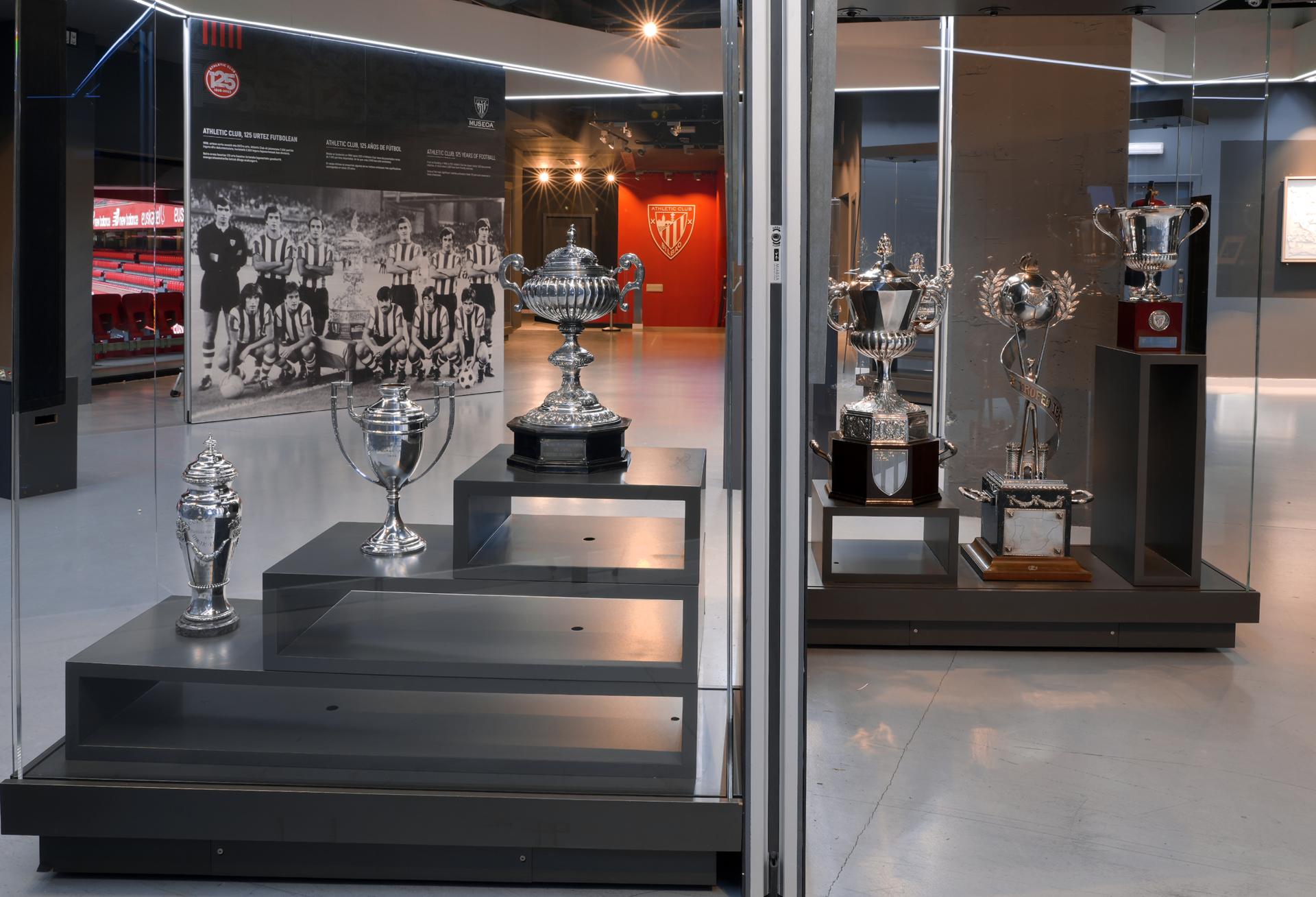 Football Trophy Case - Case Club