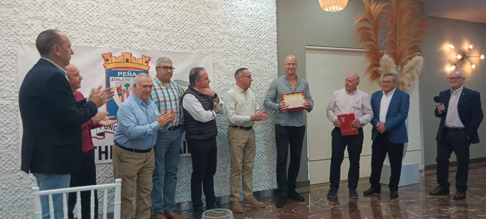 Bailen Peñak Kike Burgos omendu du